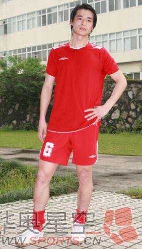 专访射手王张习 感谢队友的支持要先立业后成家(图1) 专访射手王张习 感谢队友的支持要先立业后成家(图1)