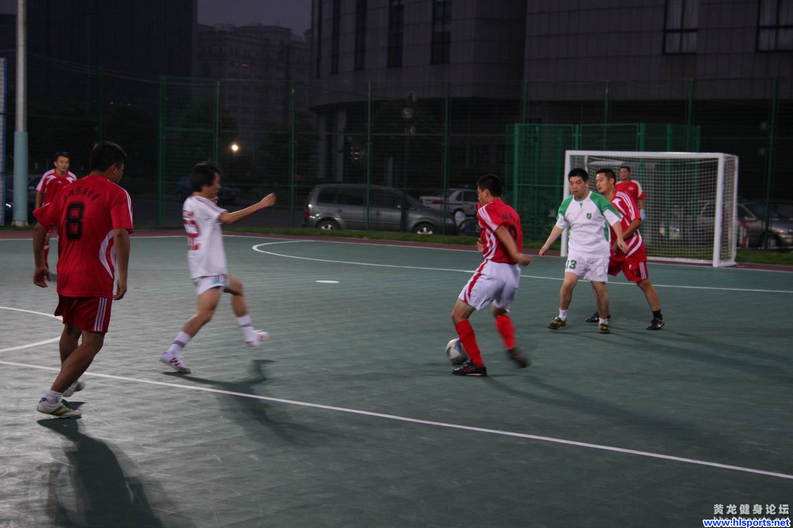 杭城足球迷有福了(图1)