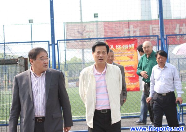 中足协管理中心主任韦迪一行莅临我中心指导五人制足球工作(图2)
