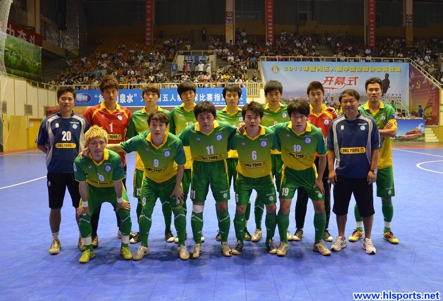 浙江足球从未离冠军那么近(图1)