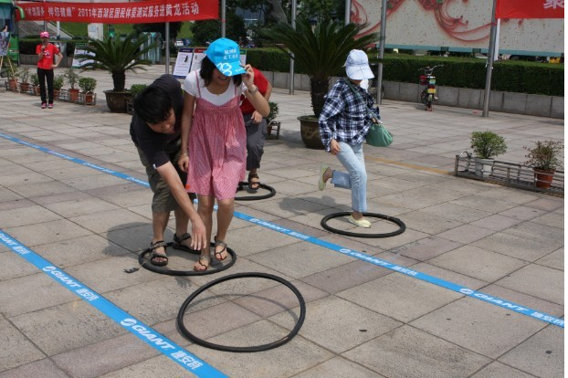 创新社会管理有举措   黄龙全民健身热情高(图4)