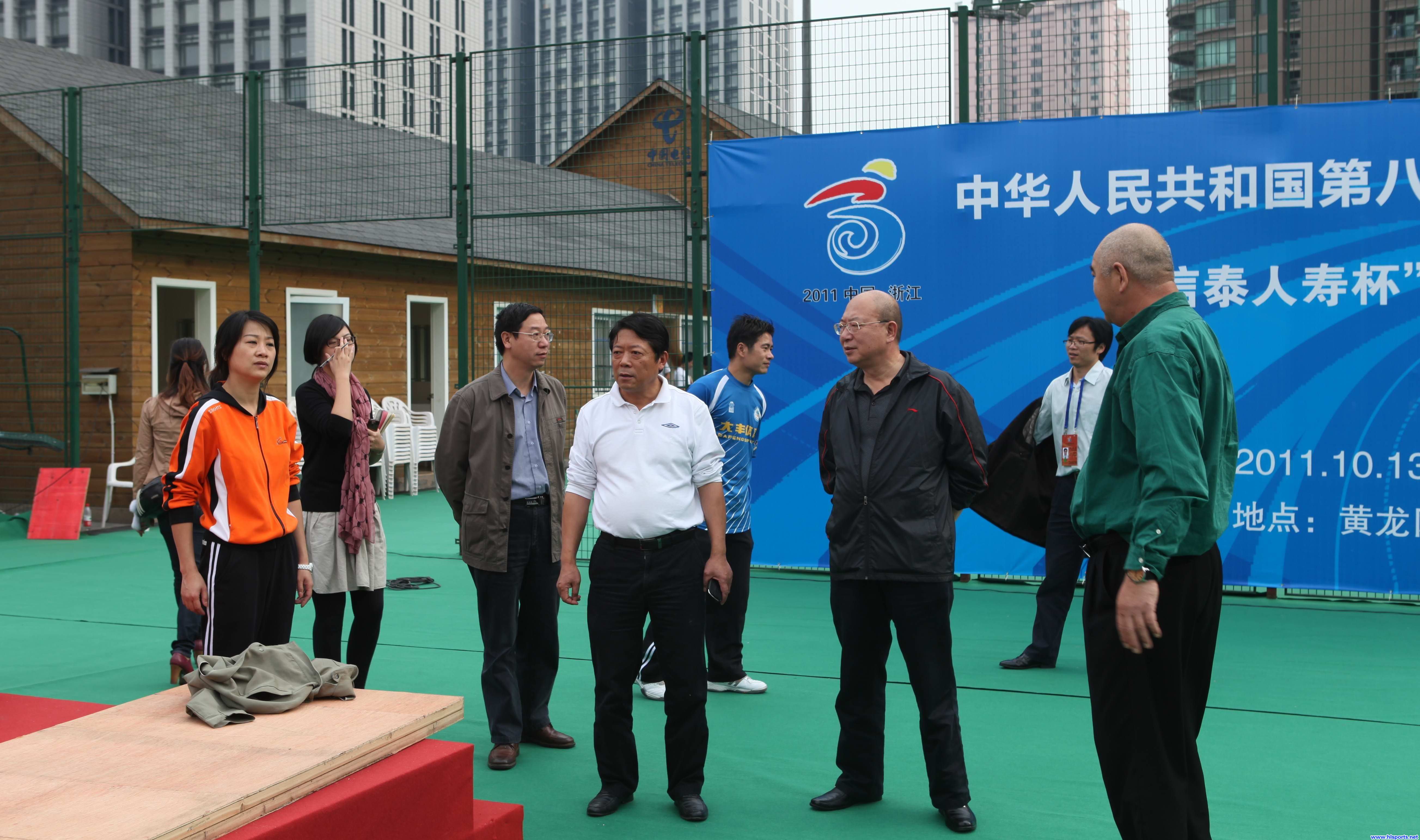 应祖明副局长一行视察八届残运会网球比赛场地(图2)