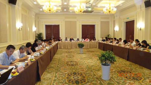 谈经验 表先进 促和谐 展未来—黄龙体育中心召开半年工作小结会(图3)