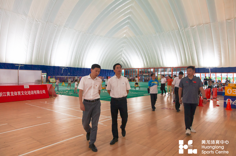 驻省政协机关纪检监察组组长张文斌一行赴黄龙体育中心调研指导工作(图4)