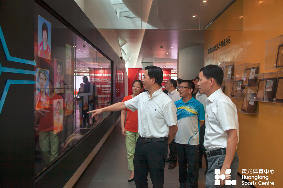 驻省政协机关纪检监察组组长张文斌一行赴黄龙体育中心调研指导工作(图6)