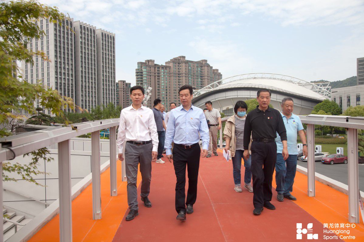 省体育局党组书记、局长郑瑶赴省黄龙体育中心督查党史学习教育进展情况(图3)
