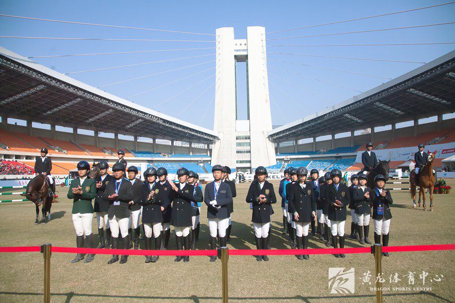 浙江首次 引领风尚 ——浙江省马术总决赛暨全国马术公开赛在黄龙体育中心圆满举行(图2) 浙江首次 引领风尚 ——浙江省马术总决赛暨全国马术公开赛在黄龙体育中心圆满举行(图2)