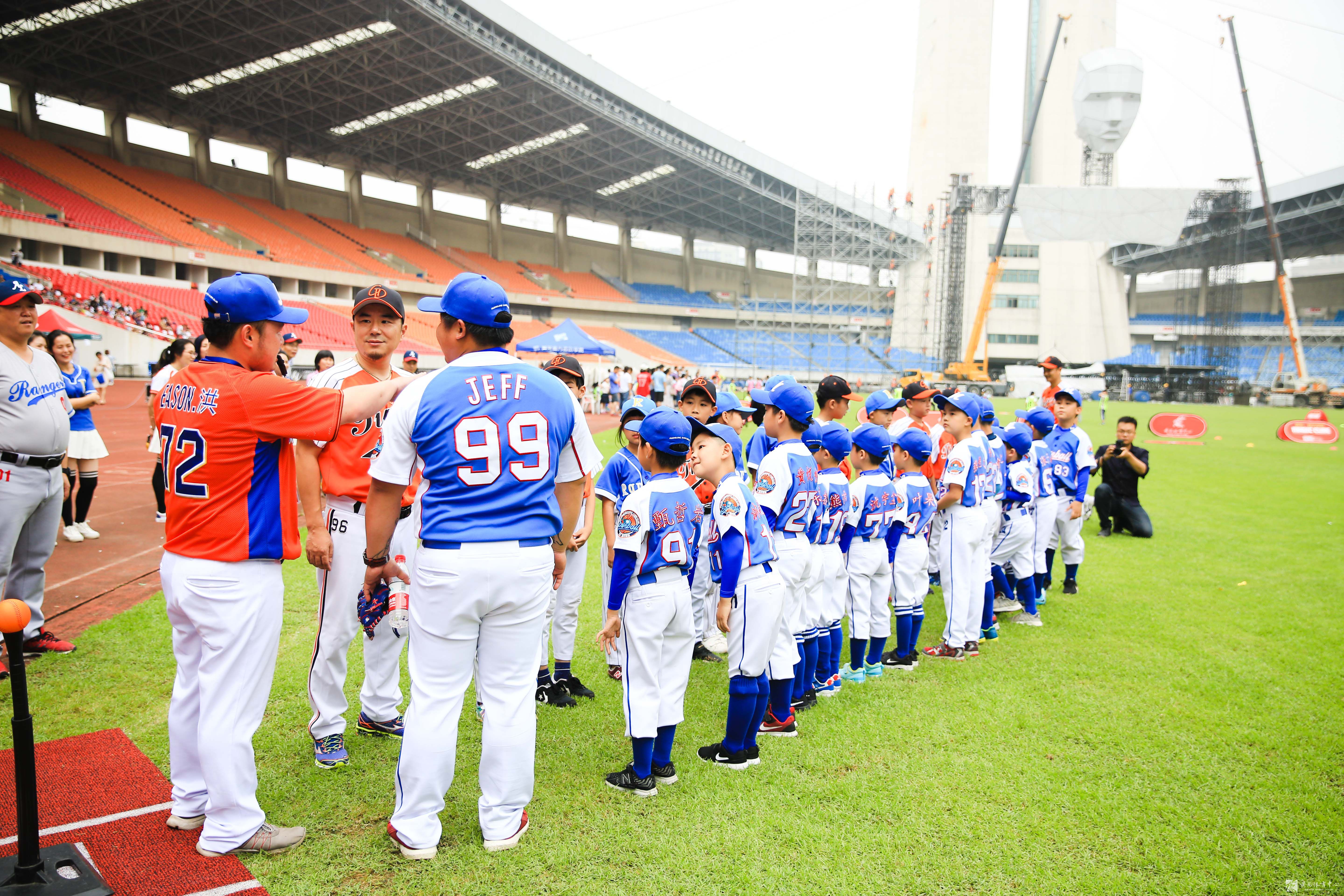 首届黄龙魔方校际棒球交流赛圆满落幕(图2)