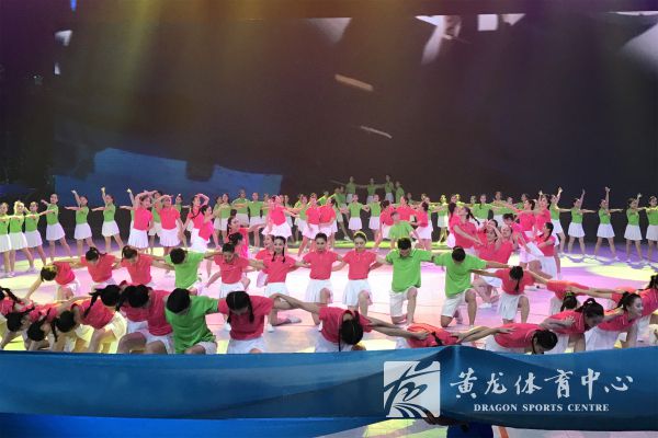 中华人民共和国第十三届 学生运动会开幕式在黄龙体育中心隆重举行(图2)