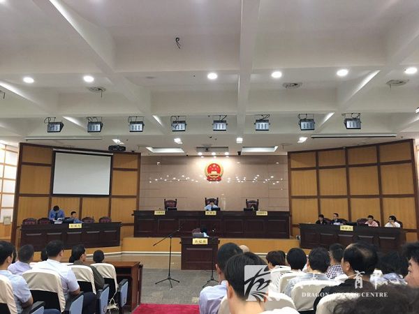 聆听庭审推动普法教育(图2)