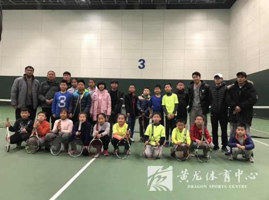 多彩假期----------羽毛球寒假训练营圆满结束(图1)