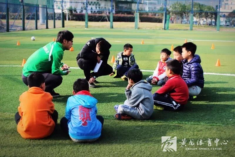 严寒也无法拒绝我们的热情!——记2017年网羽青少年寒假班培训实况(图2) 严寒也无法拒绝我们的热情!——记2017年网羽青少年寒假班培训实况(图2)