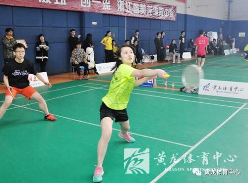 2016第十三届“黄龙·翎美杯”在杭高校羽毛球赛圆满落幕(图2)