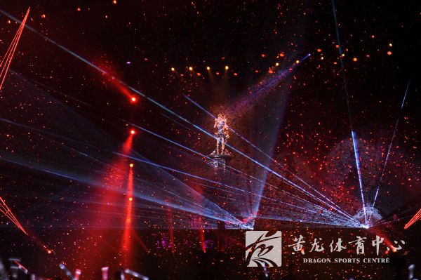 张韶涵演唱会在黄龙体育馆成功举办(图1)