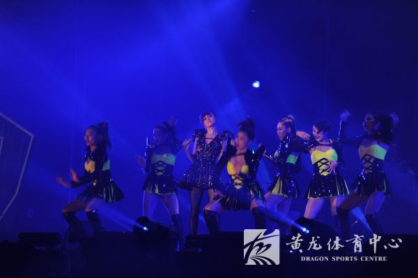 张韶涵演唱会在黄龙体育馆成功举办(图5)