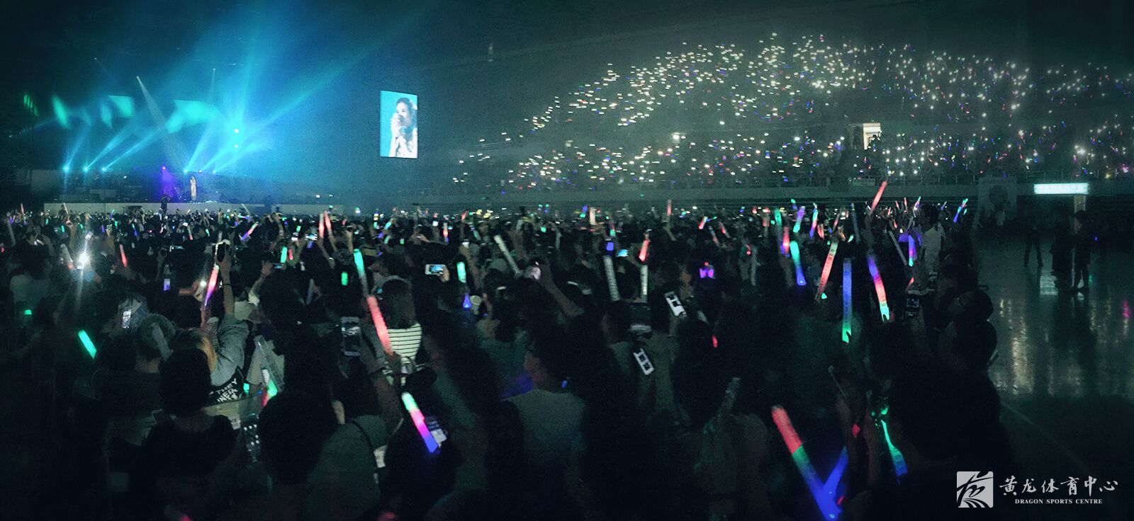 2016年莫文蔚杭州演唱会在黄龙体育馆顺利演出(图3)