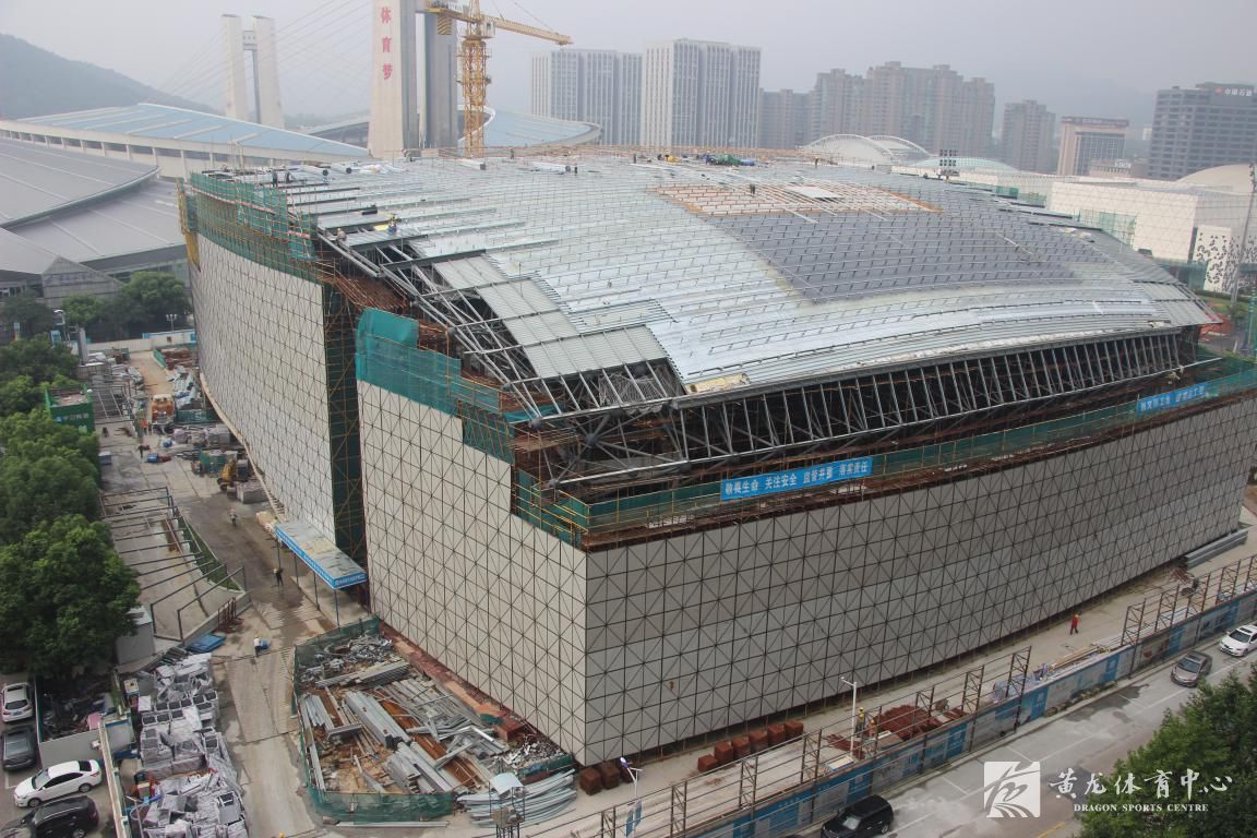 台风来袭，游泳跳水馆项目落实防台防汛工作(图2)