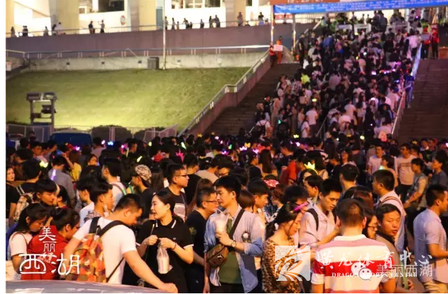 那晚陈奕迅演唱会堪称“完美”！(图2)