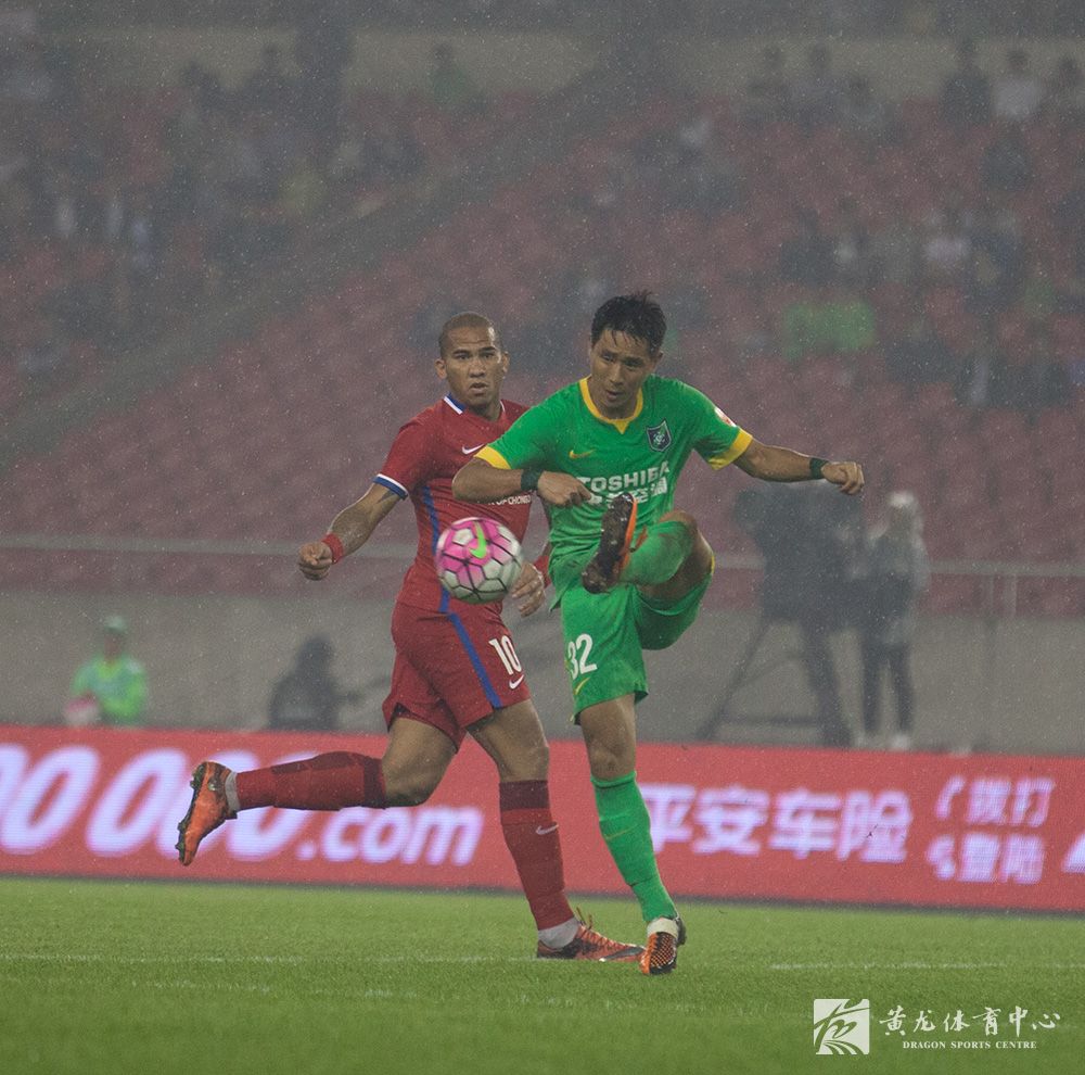 三分变一分~~杭州绿城1:1打平重庆力帆     (图3)