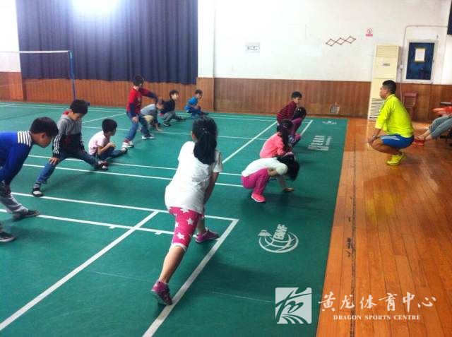 黄龙体育中心首次开展羽毛球培训技术输出(图1)