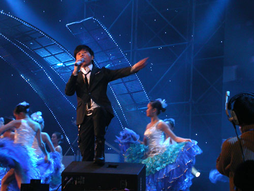 青春宝·金屏风 群星助阵唱响2008(图8)