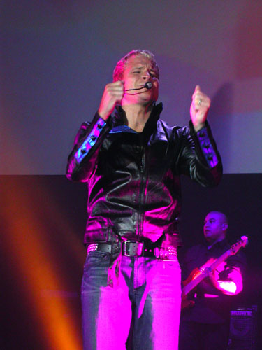 后街男孩“不散的和弦”2008世界巡回演唱会(图3)