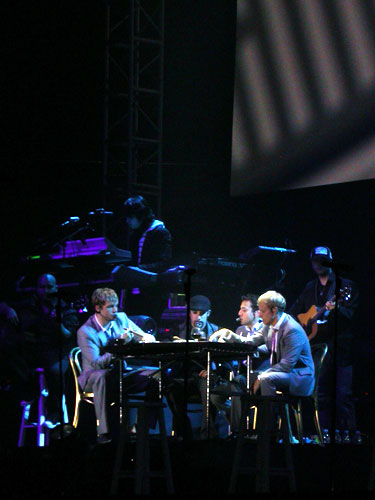 后街男孩“不散的和弦”2008世界巡回演唱会(图4)