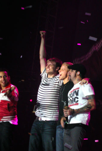 后街男孩“不散的和弦”2008世界巡回演唱会(图5)