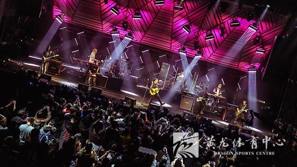 许巍“无尽光芒”巡回演唱会—杭州站(图2)