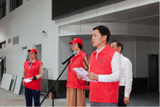 举行“百年荣光·我为党旗添光彩”志愿服务活动(图2)