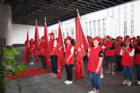 举行“百年荣光·我为党旗添光彩”志愿服务活动(图4)