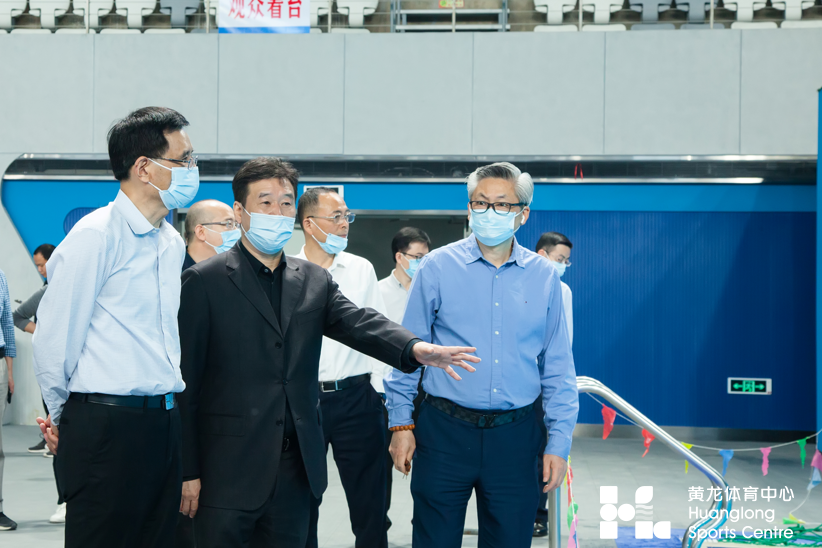 省人大常委会党组副书记、副主任熊建平一行来黄龙体育中心开展调研(图7)