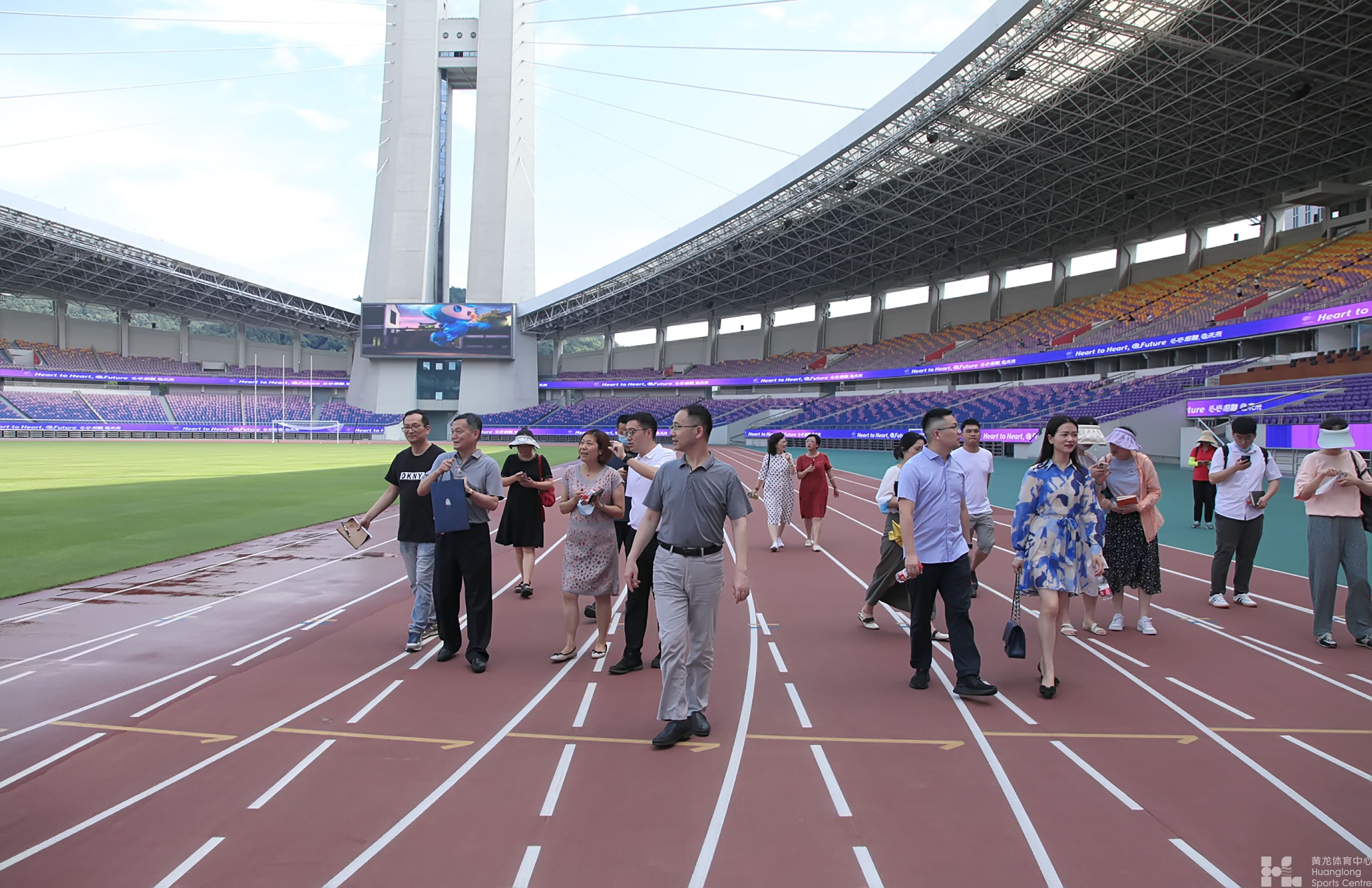 成都市体育局赴浙江省黄龙体育中心考察交流场馆智慧化建设情况(图2)