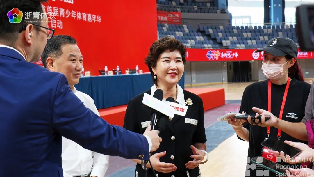 “小手拉大手，全民健身伴我走”——这场体育嘉年华让少年们直呼“太新奇”(图6)