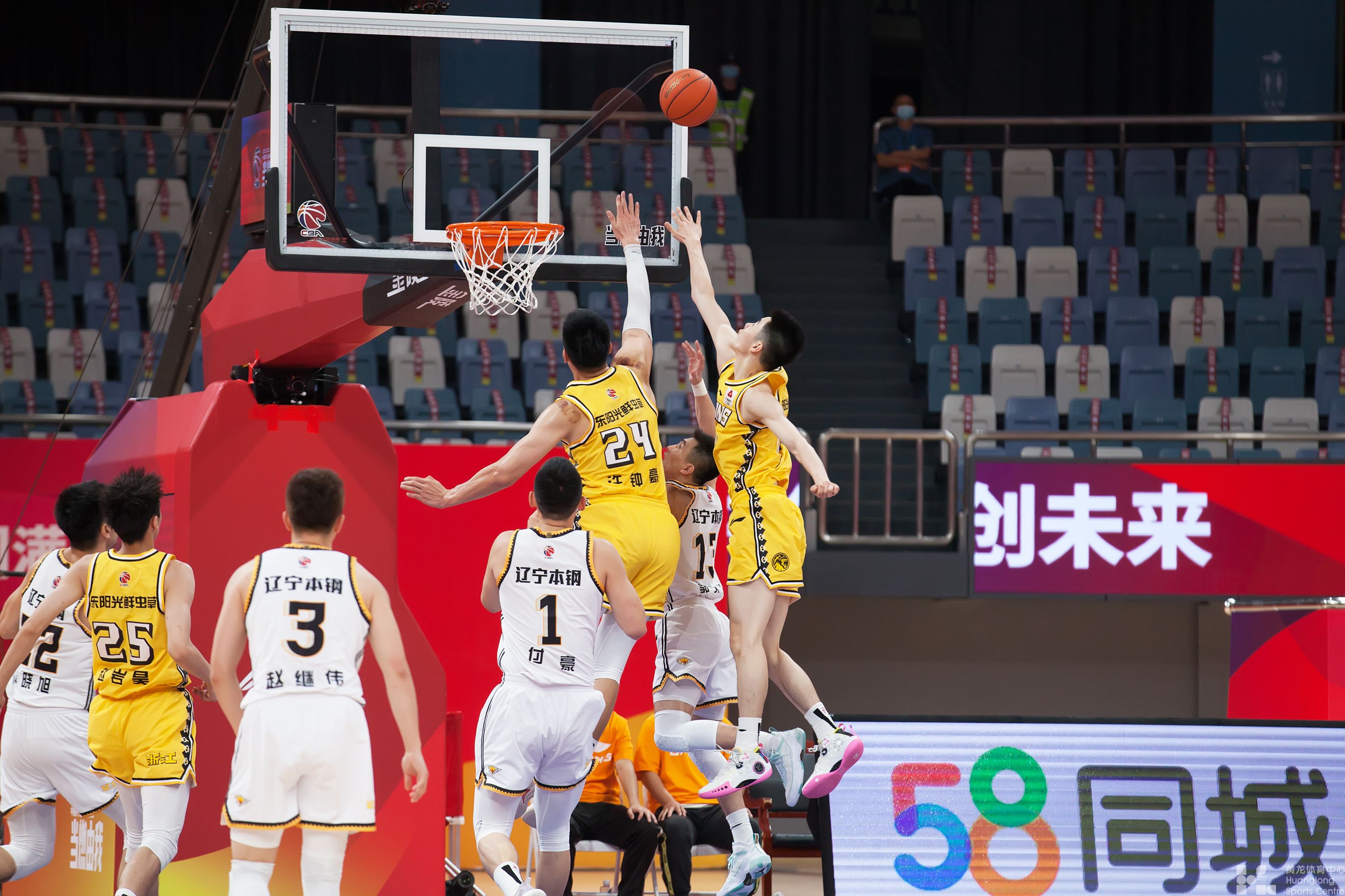 极致攻防!黄龙开赛!(图12) 极致攻防!黄龙开赛!(图12)