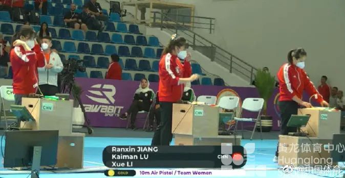 浙江选手两日连夺4金 黄雨婷、卢恺曼加冕双冠(图3) 浙江选手两日连夺4金 黄雨婷、卢恺曼加冕双冠(图3)