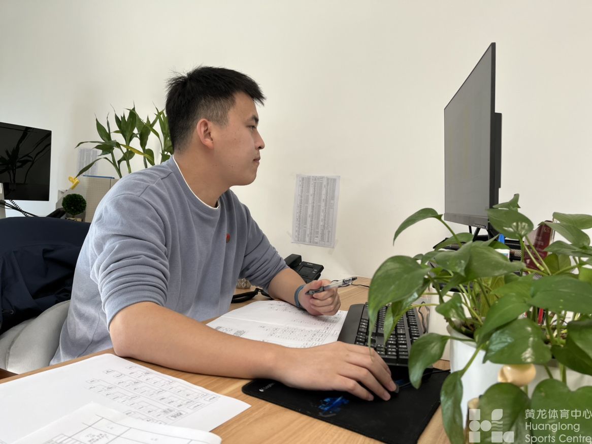 新时代新青年 新思想新作为 ——党的二十大精神在黄龙体育中心引起热烈反响（三）(图2)