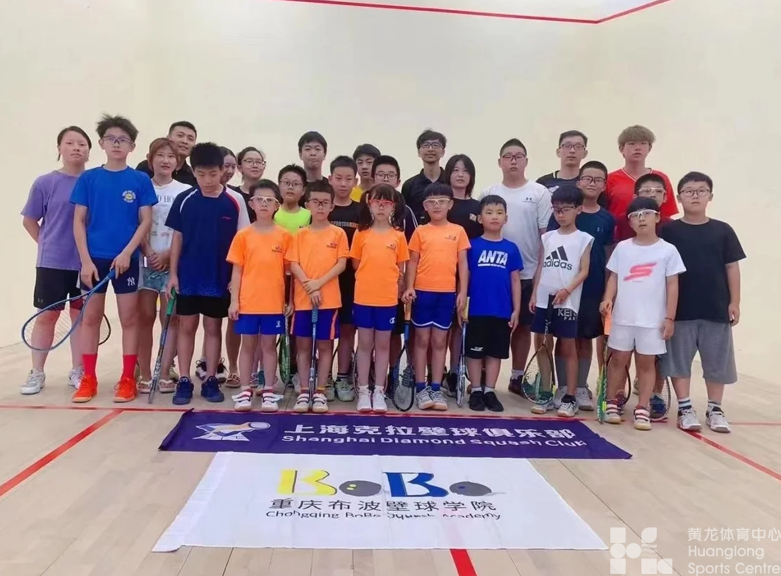 凤凰网——有“球”“壁”应，黄龙公益赛事课让他们乐在其中(图2)