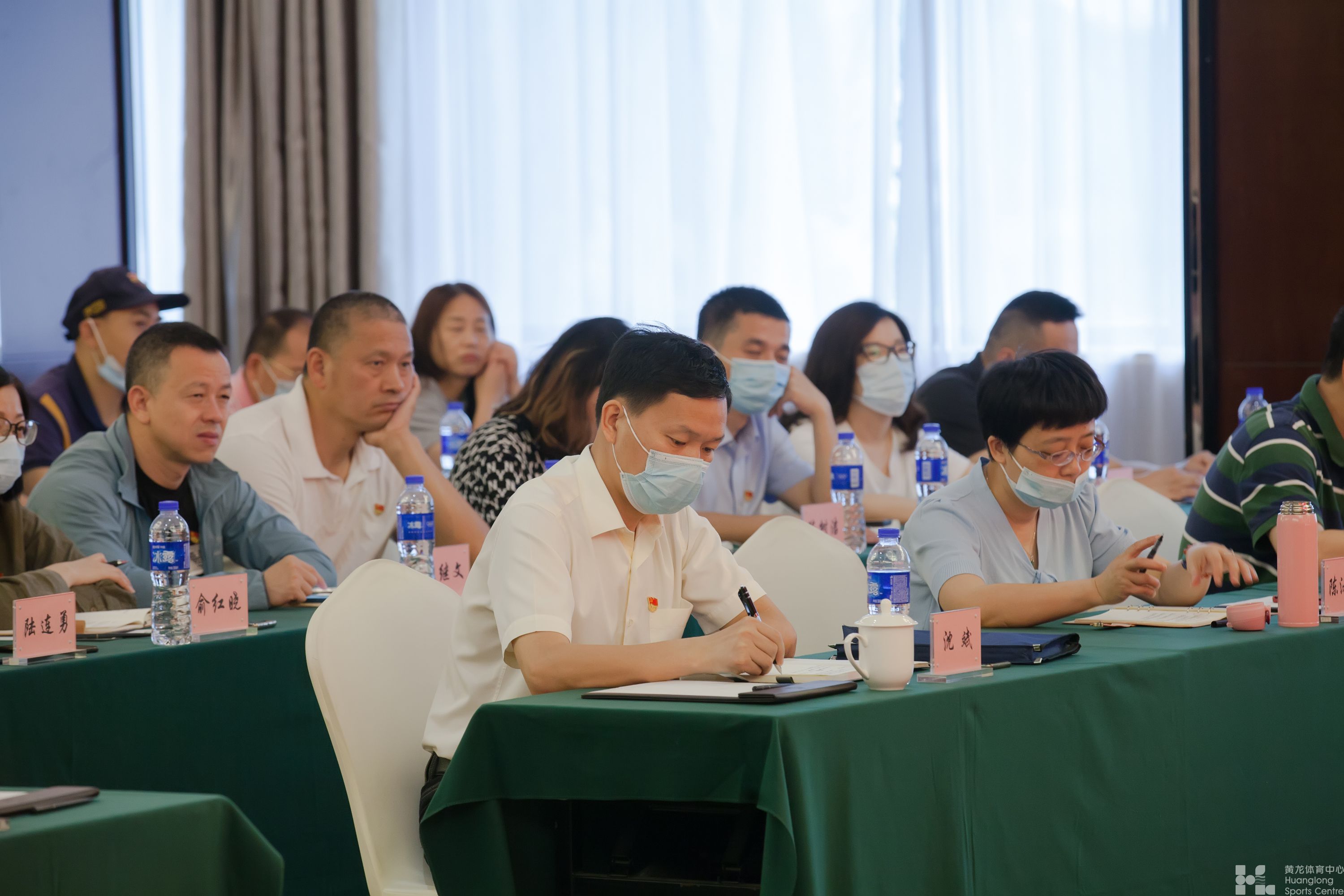 黄龙中心组织召开党委理论学习中心组（扩大） 学习会暨“黄龙讲堂”（第三期）(图2)