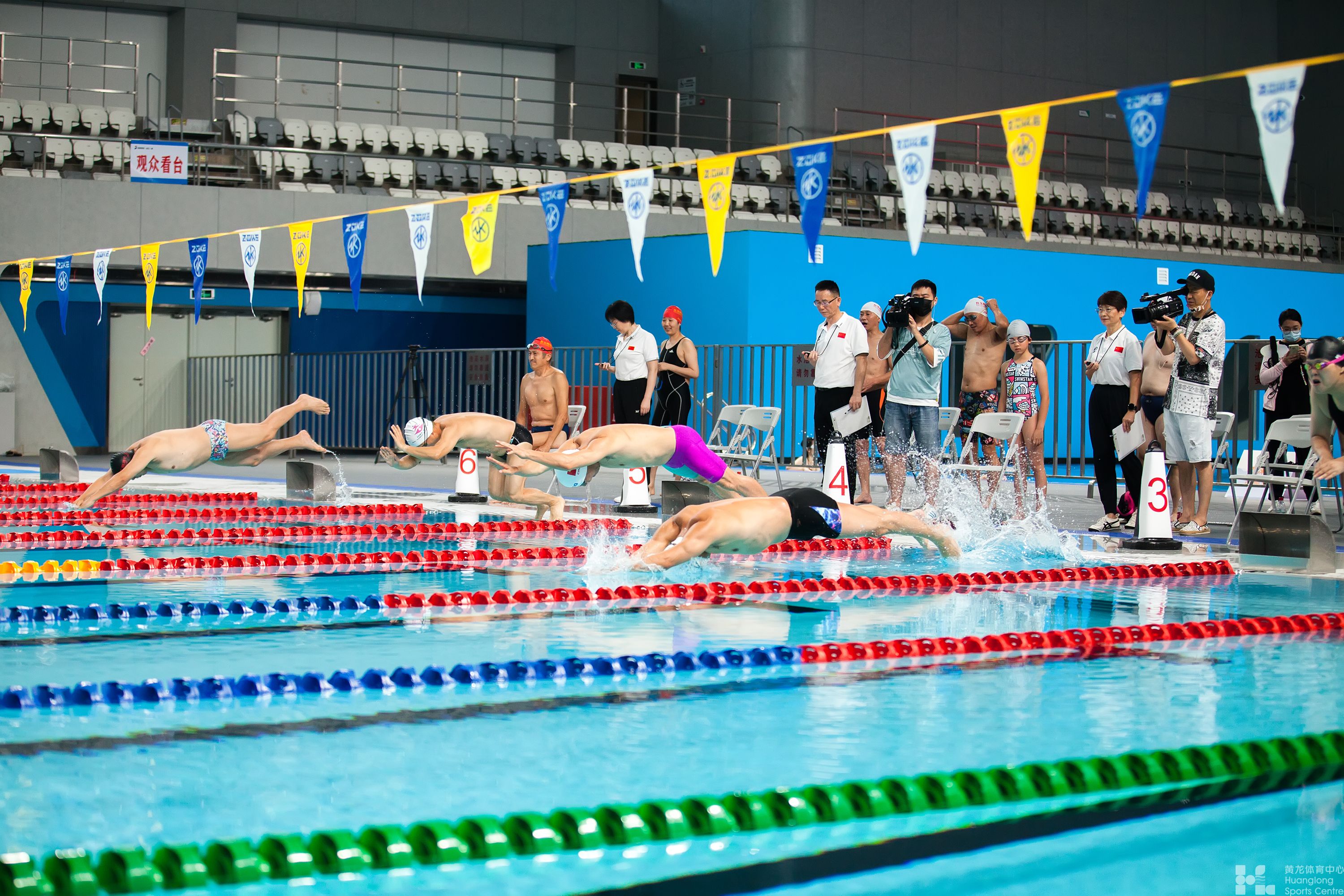 2022年浙江省黄龙体育中心“迎亚运”游泳接力比赛(图4)