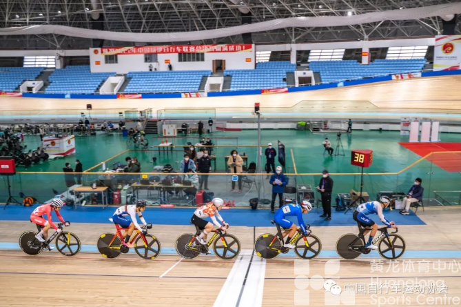 两金到手！浙江场地自行车队开启跨年冲刺(图1)