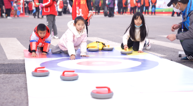 新年登高迎东风，黄龙公开课助力点燃全民健身新热潮——(图3)