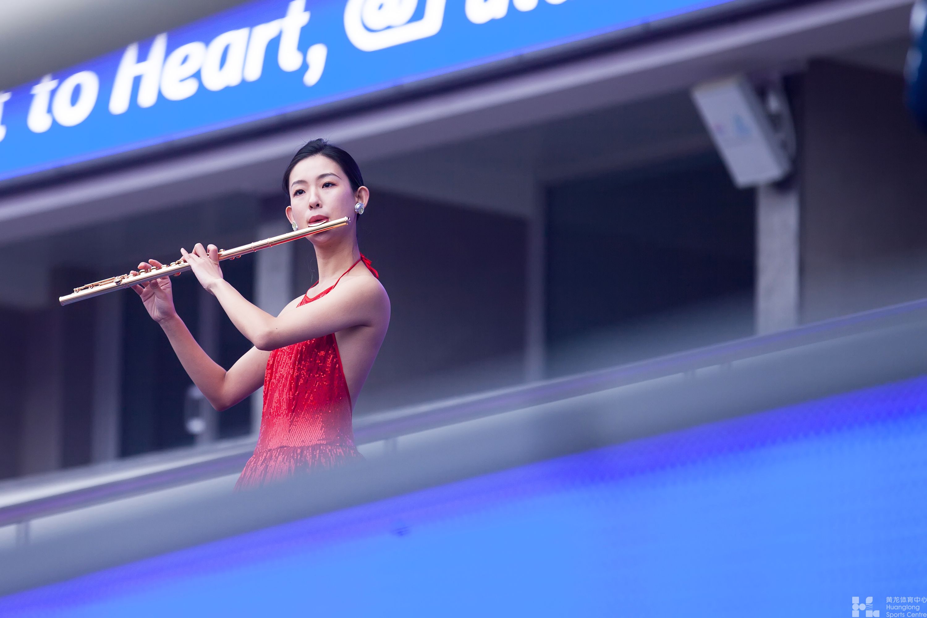 敬请锁定黄龙“卫视”，听乐手们在亚运场馆上演春晚！(图3)