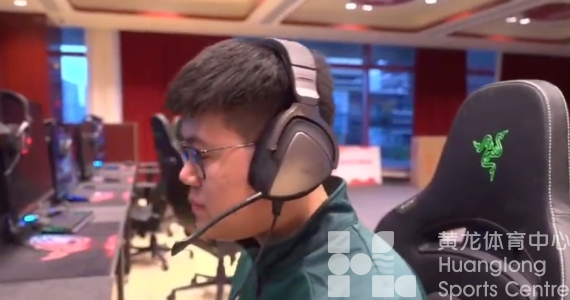 电竞选手的冬训都练些啥？除了线上，每周还有线下体能训练 (图2)