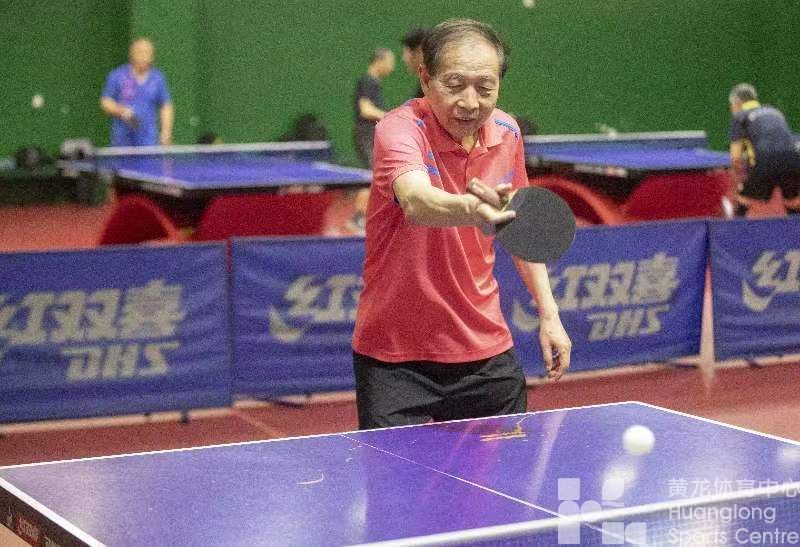 晴天阴天下雨天 都挡不住黄龙喊你健身的每一天！(图4)