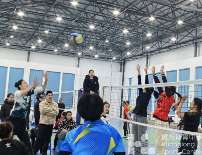 2天比了84场,杭州有场“去年龄化”的气排球联谊赛(图4) 2天比了84场,杭州有场“去年龄化”的气排球联谊赛(图4)