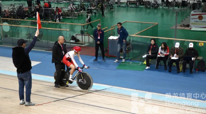 我省5支场地自行车队伍参加全国赛,捧回21个冠军(图2) 我省5支场地自行车队伍参加全国赛,捧回21个冠军(图2)
