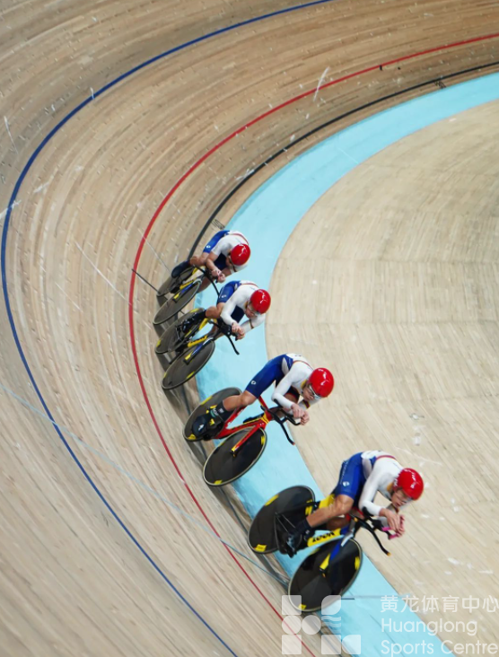 我省5支场地自行车队伍参加全国赛,捧回21个冠军(图3) 我省5支场地自行车队伍参加全国赛,捧回21个冠军(图3)