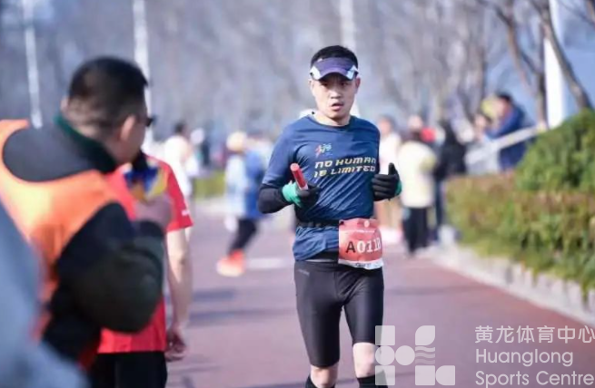 春日最靓的风景线，浙江马拉松接力赛在“最美跑道”开跑(图5)