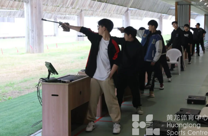 我省400多名“少年神枪手”绍兴比试,刷新9项纪录(图3) 我省400多名“少年神枪手”绍兴比试,刷新9项纪录(图3)